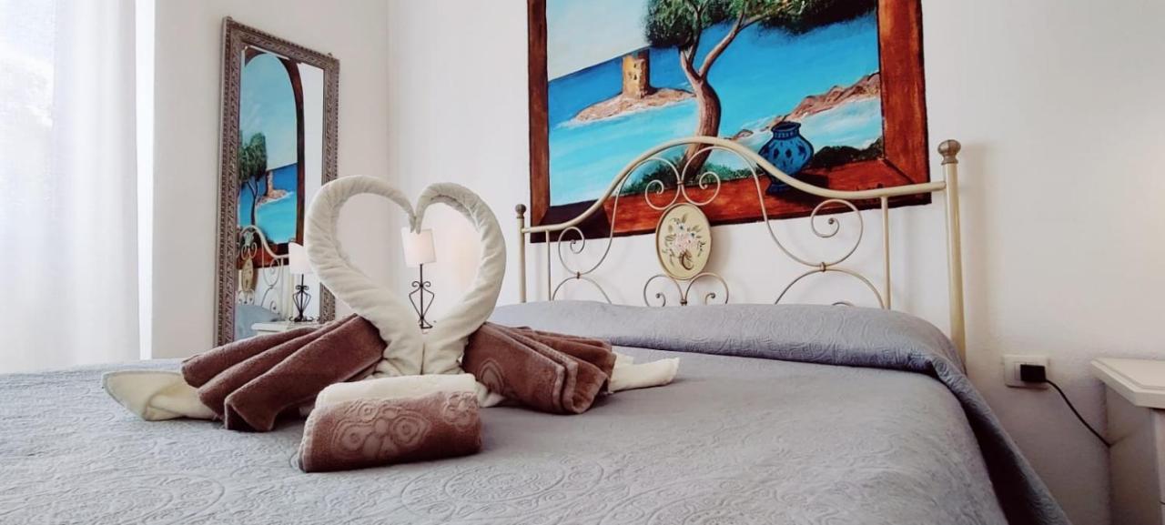 La Porta Sulla Costa Bed & Breakfast ซานปันตาเลโอ ภายนอก รูปภาพ