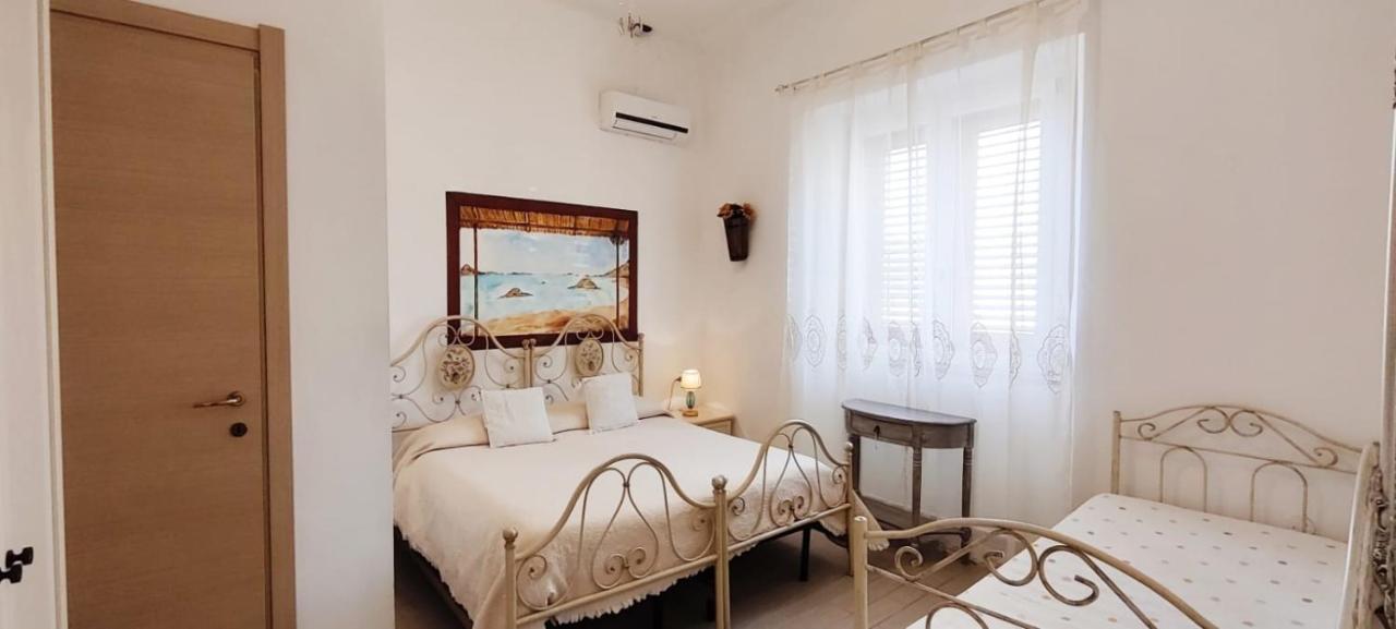 La Porta Sulla Costa Bed & Breakfast ซานปันตาเลโอ ภายนอก รูปภาพ
