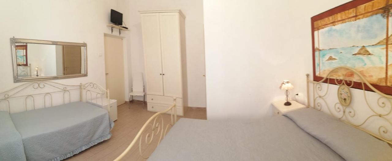 La Porta Sulla Costa Bed & Breakfast ซานปันตาเลโอ ภายนอก รูปภาพ
