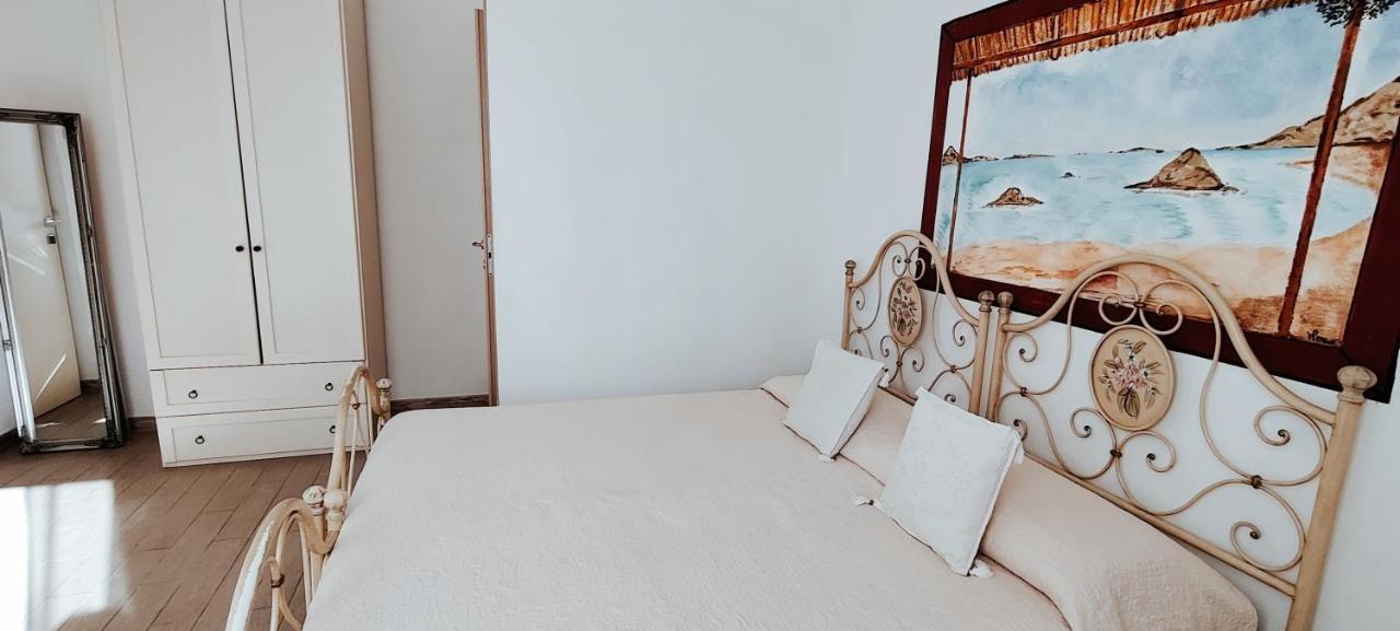 La Porta Sulla Costa Bed & Breakfast ซานปันตาเลโอ ภายนอก รูปภาพ
