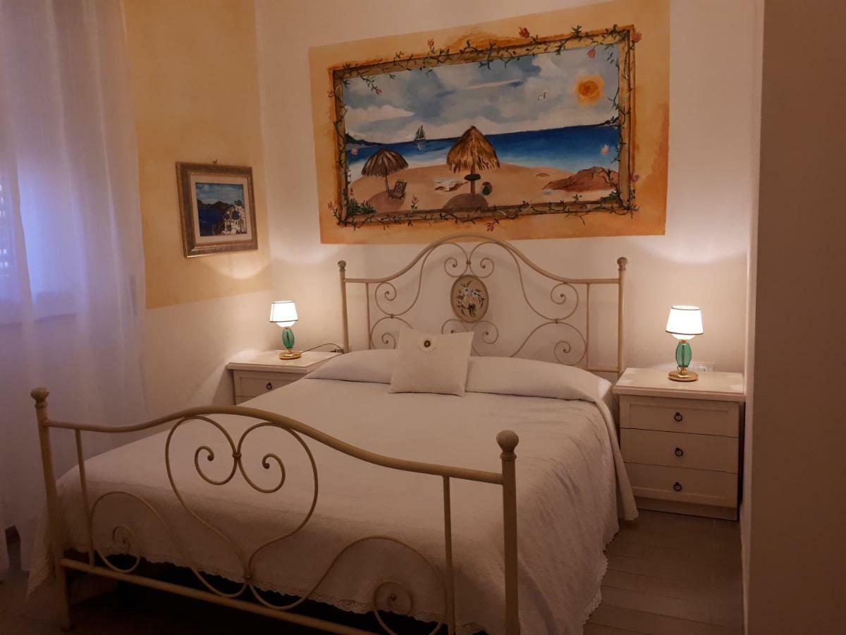La Porta Sulla Costa Bed & Breakfast ซานปันตาเลโอ ภายนอก รูปภาพ